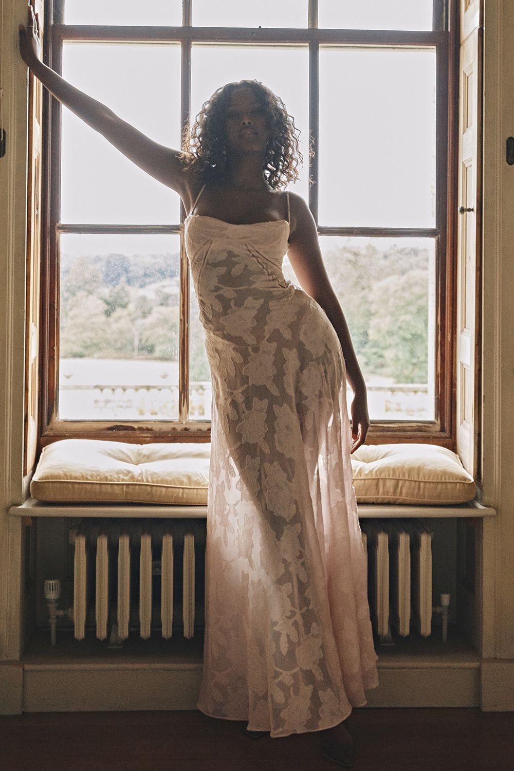 Audrey - Floral Lace Dress