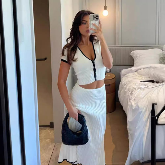 Emma - Long Pleated Skirt with V-Neck Top