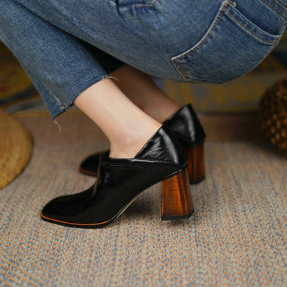 Reina - Square Heel Shoes